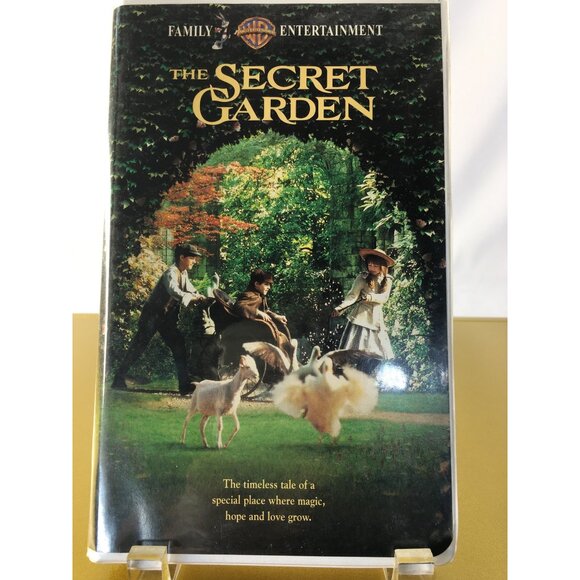The Secret Garden VHS Tape 1994 - Warner Bros - Clamshell Case - Picture 2 of 16
